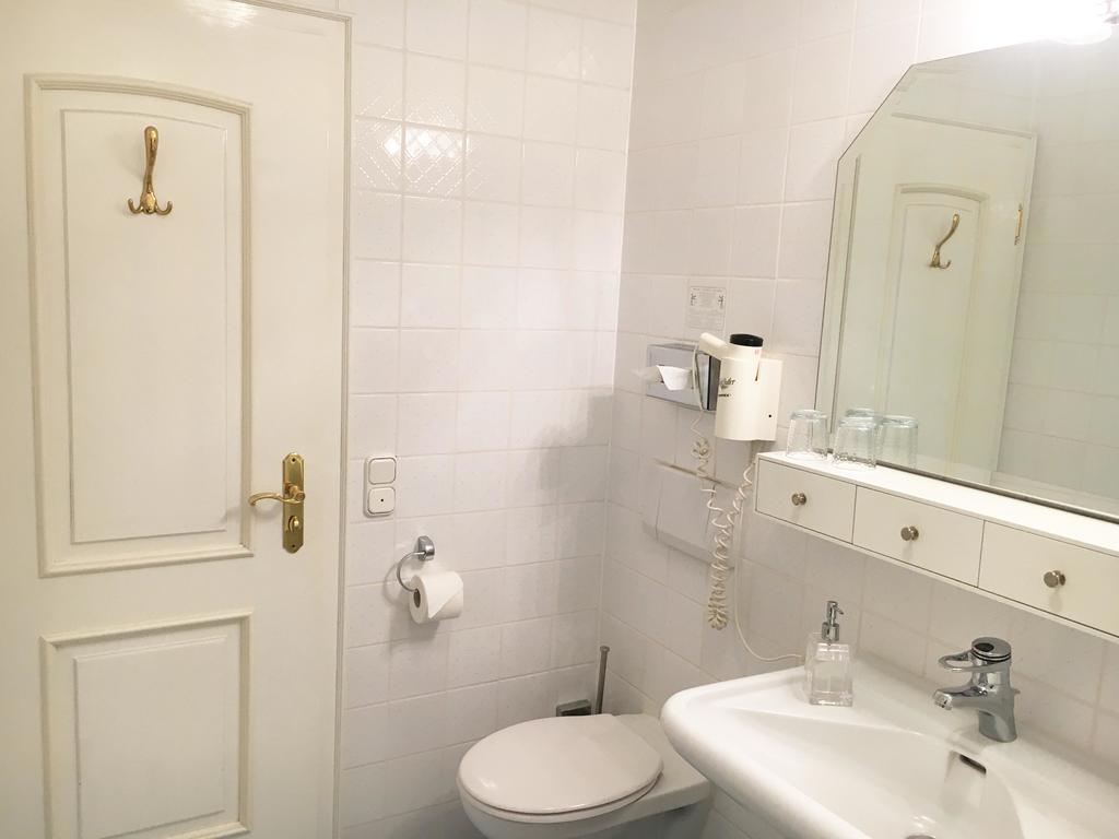 Laudenbach  Hotel Krone מראה חיצוני תמונה